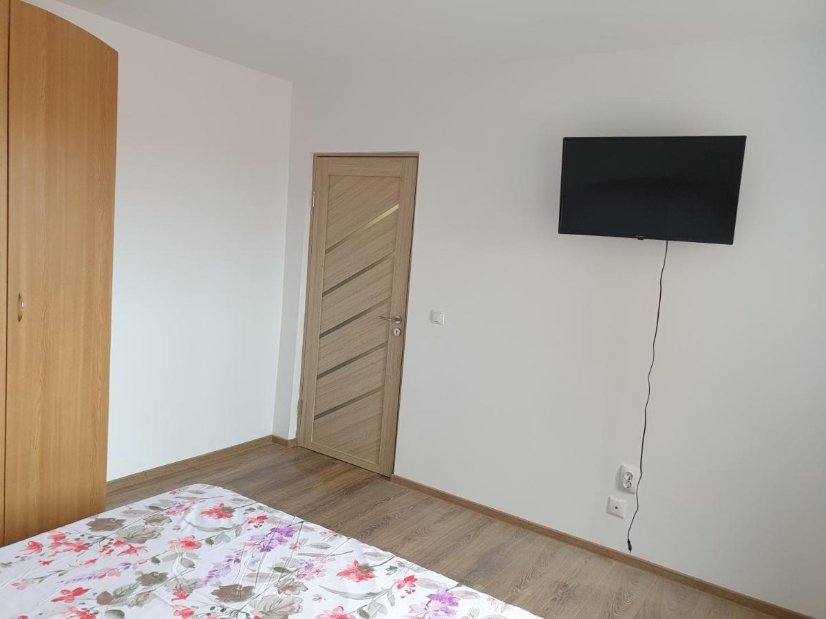 Apartament Diana Jurilovca Eksteriør bilde